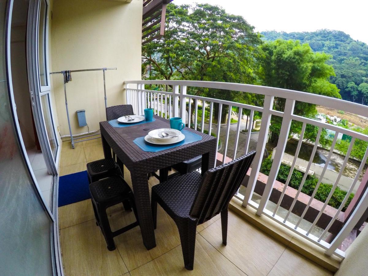 Beach Getaway At Pico De Loro Hamilo Coast Nasugbu Batangas エクステリア 写真